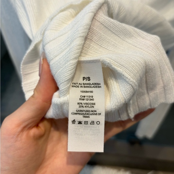 NWT women’s Garage cropped cardigan Size S - Picture 3 of 3